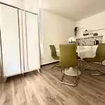 Quarto em Acomodações Particulares Zelený Dom Podhájska