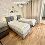Δωμάτια σε οικογενειακή κατοικία Zeleny Dom Podhájska